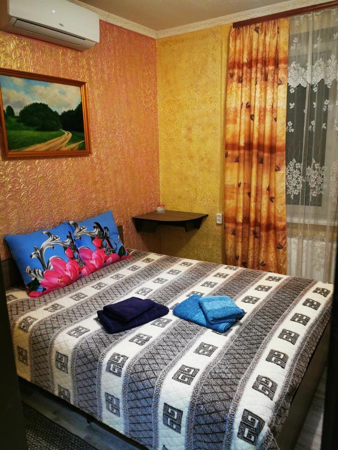 Міні Квартал Hotel Yahotyn Екстериор снимка